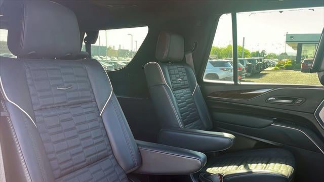 2023 Cadillac Escalade Sport Platinum