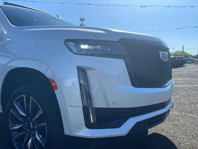 2023 Cadillac Escalade - $71,499