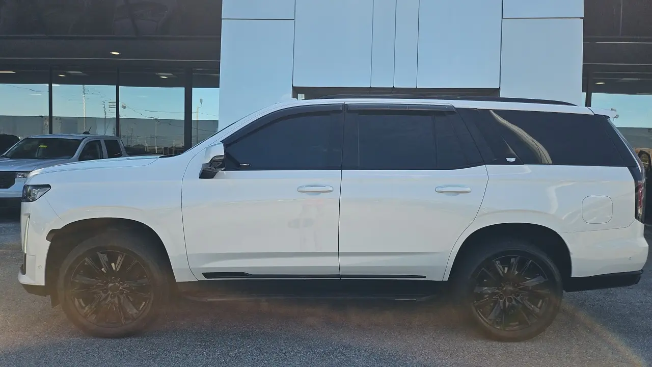 2023 Cadillac Escalade Sport Platinum