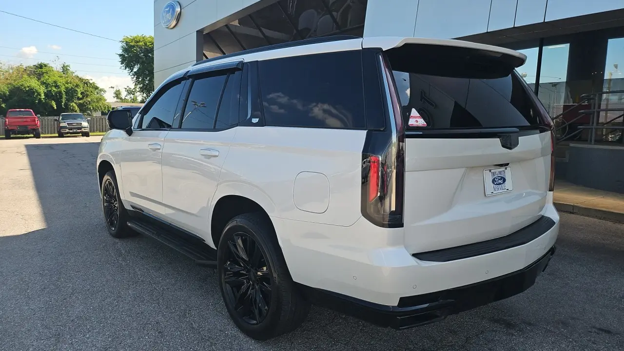 2023 Cadillac Escalade Sport Platinum