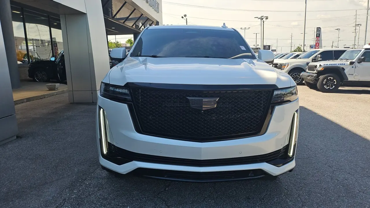 2023 Cadillac Escalade Sport Platinum