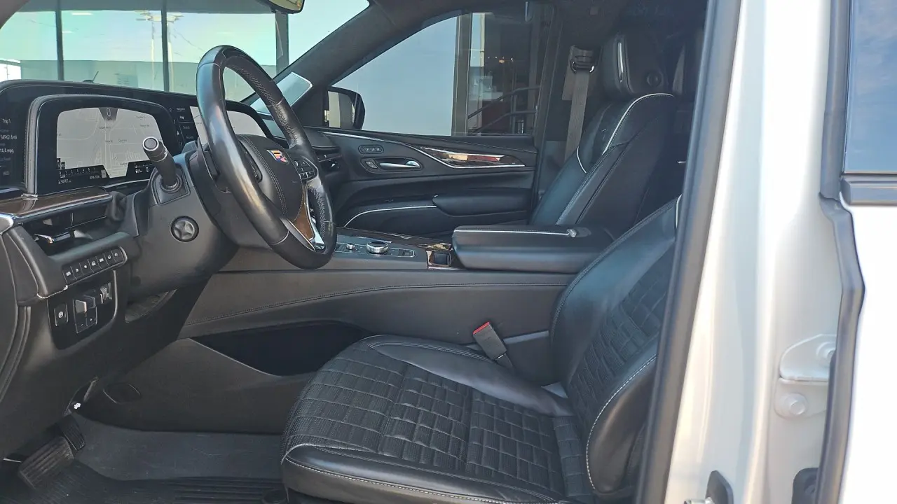 2023 Cadillac Escalade Sport Platinum