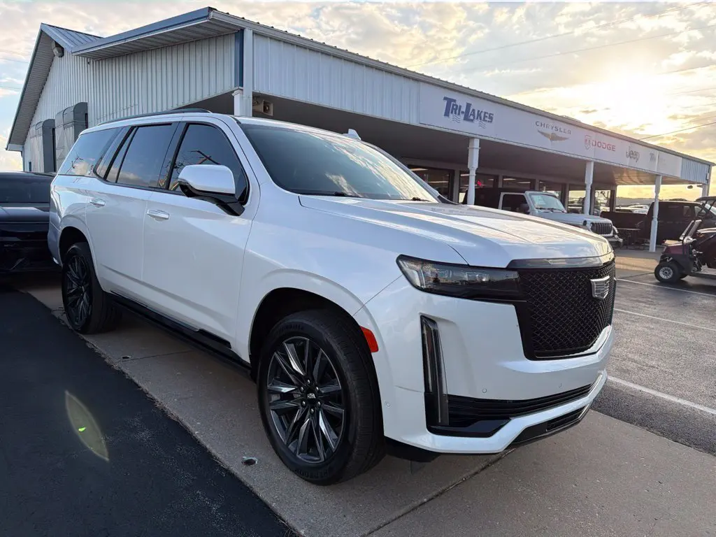 2021 Cadillac Escalade - $55,499