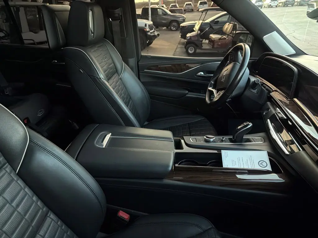 2021 Cadillac Escalade - $55,499