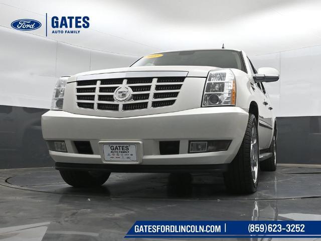 2011 Cadillac Escalade - $8,900