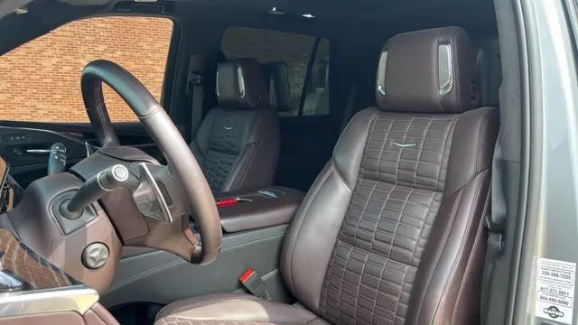 2023 Cadillac Escalade-V Base