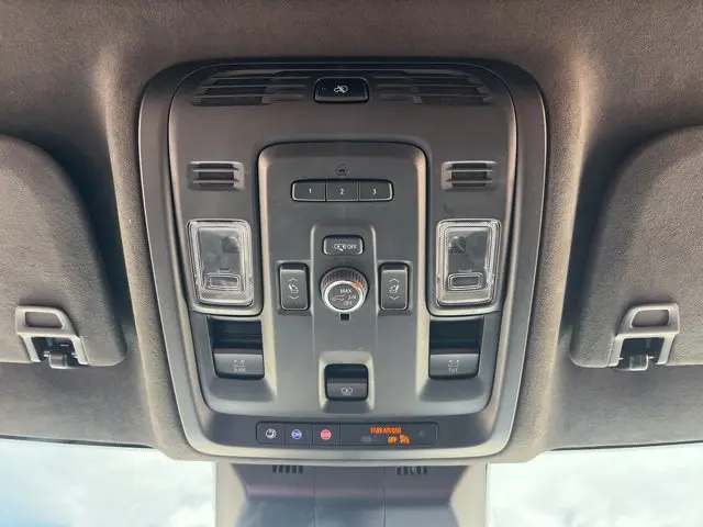2023 Cadillac Escalade - $109,217