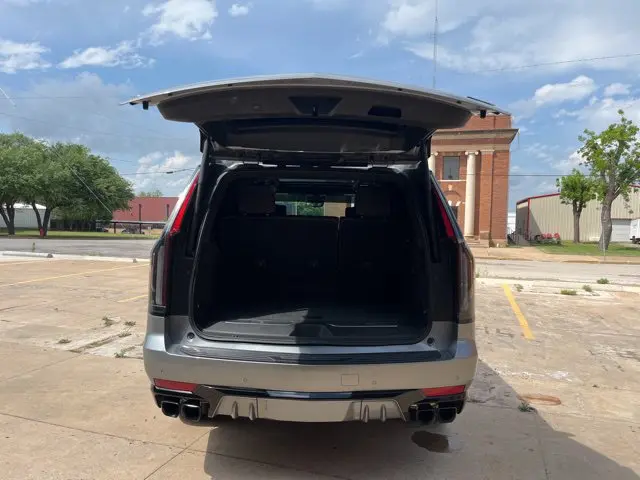 2023 Cadillac Escalade - $109,217
