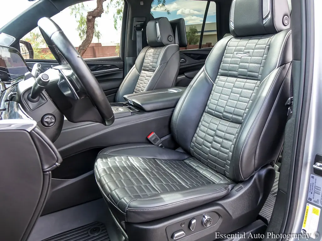 2024 Cadillac Escalade - $115,498