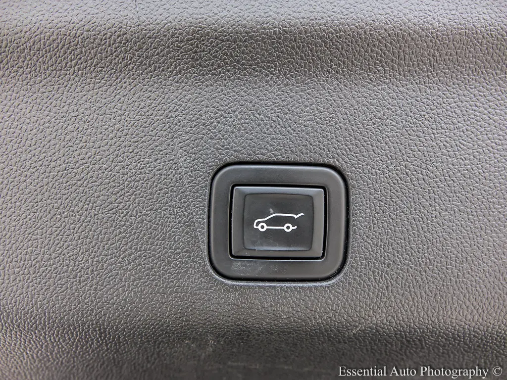 2024 Cadillac Escalade - $115,498