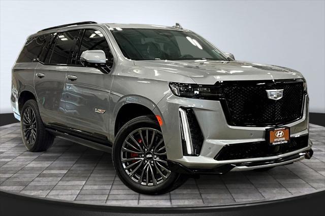 2024 Cadillac Escalade - $136,024