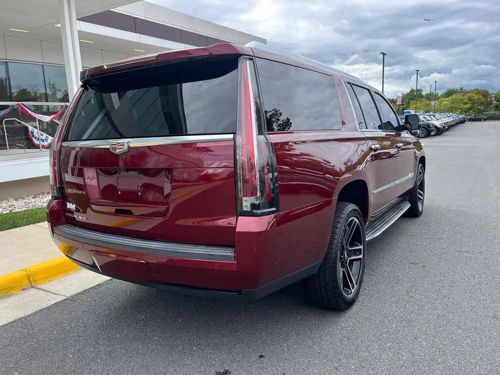 2018 Cadillac Escalade - $21,001
