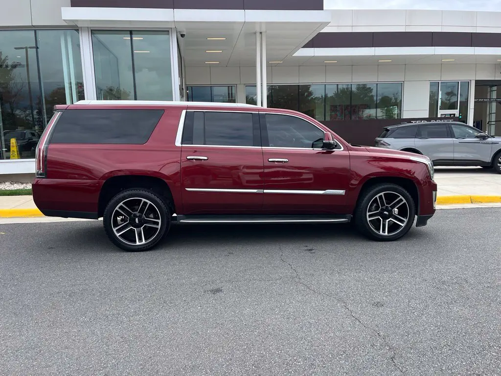 2018 Cadillac Escalade - $21,001