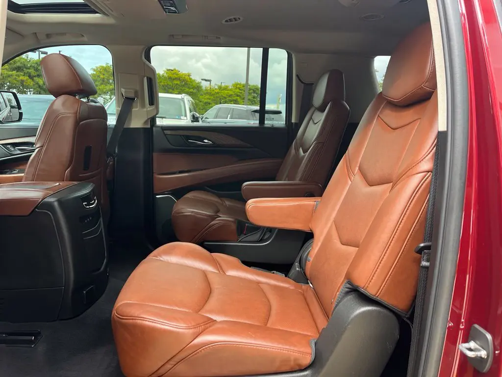 2018 Cadillac Escalade - $21,001