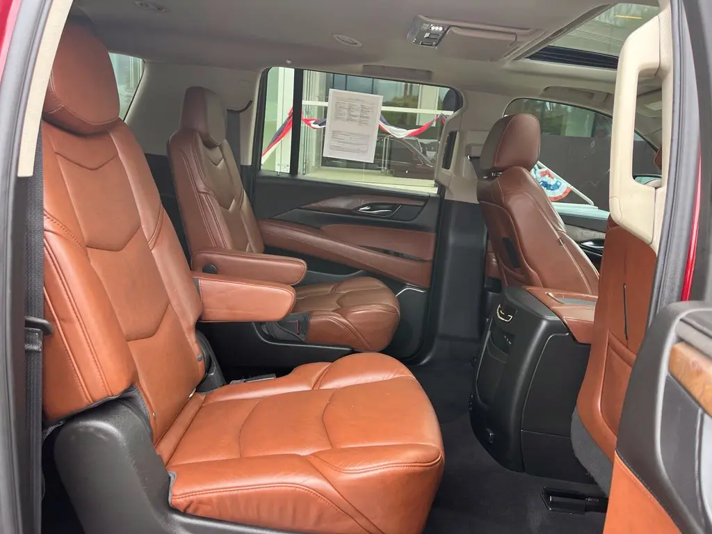2018 Cadillac Escalade - $21,001