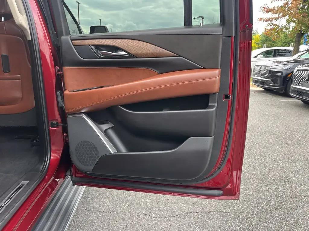2018 Cadillac Escalade - $21,001