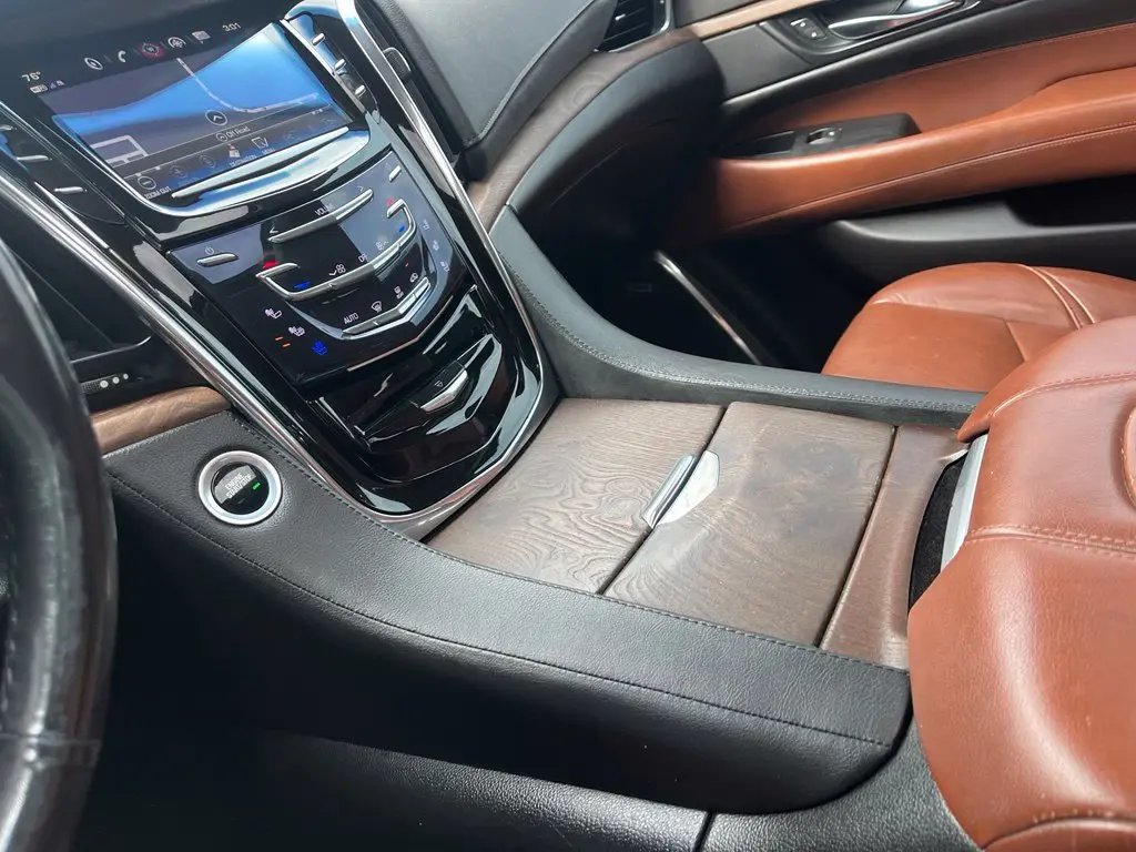 2018 Cadillac Escalade - $21,001