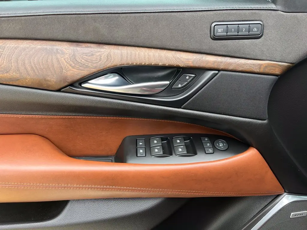 2018 Cadillac Escalade - $21,001