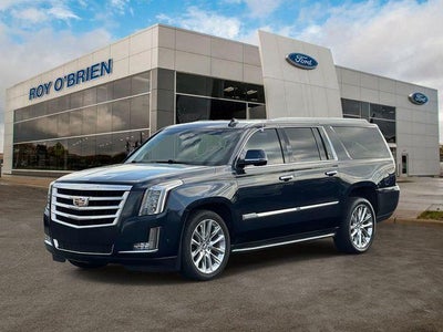 2019 Cadillac Escalade ESV 4X4 Luxury 4DR SUV