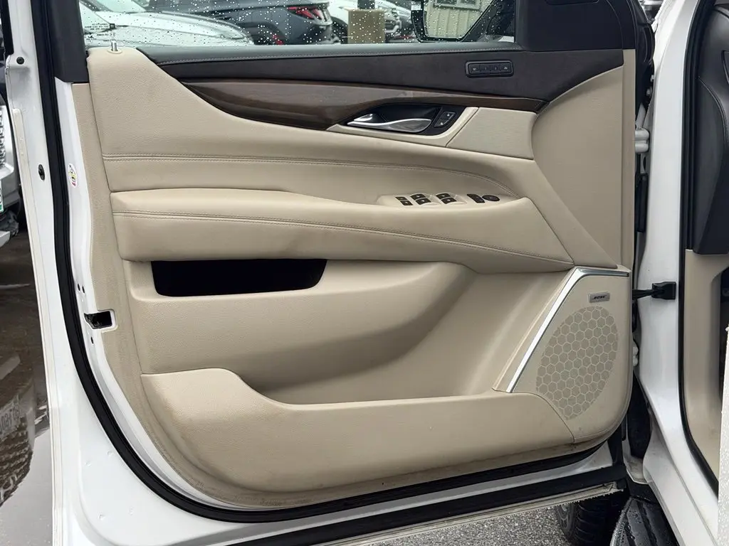2020 Cadillac Escalade - $30,991