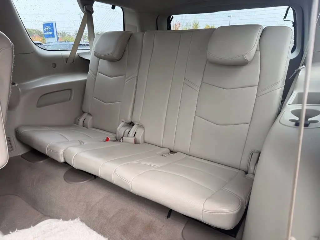 2020 Cadillac Escalade - $30,991