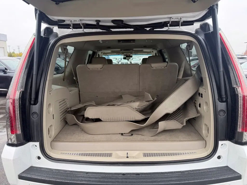 2020 Cadillac Escalade - $30,991