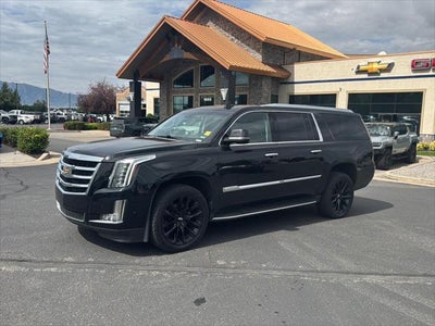2019 Cadillac Escalade ESV 4X4 Luxury 4DR SUV