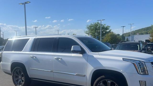 2016 Cadillac Escalade ESV Premium Collection