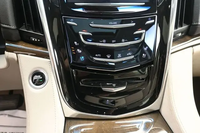 2018 Cadillac Escalade - $25,999