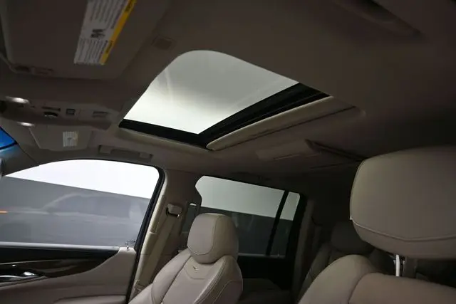 2018 Cadillac Escalade - $25,999