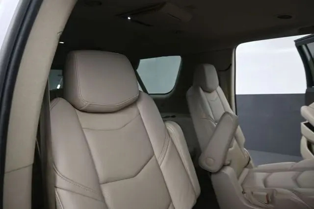 2018 Cadillac Escalade - $25,999