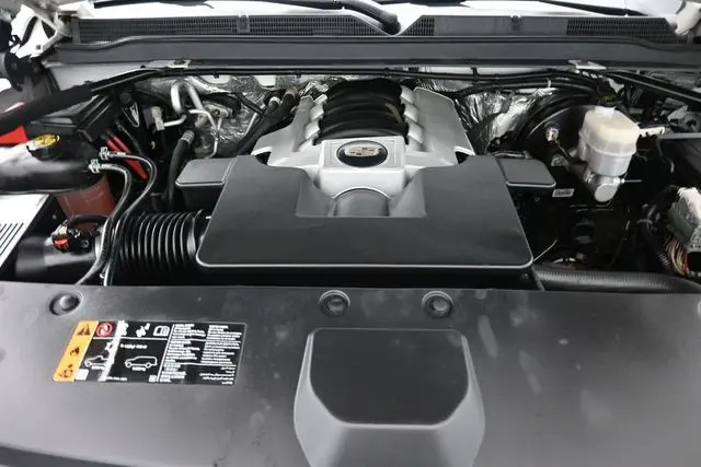 2018 Cadillac Escalade - $25,999