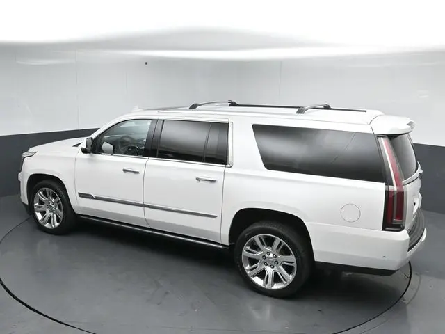 2018 Cadillac Escalade - $25,999