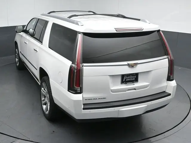 2018 Cadillac Escalade - $25,999