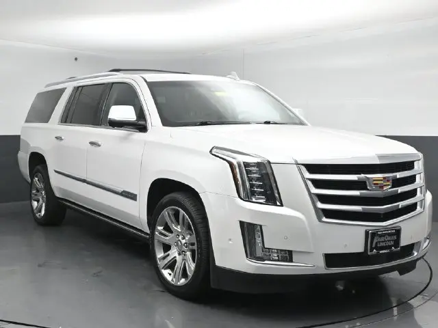 2018 Cadillac Escalade - $25,750