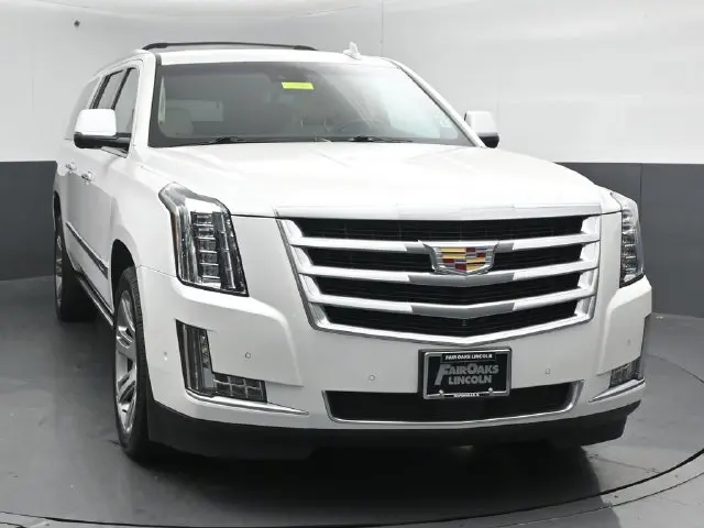 2018 Cadillac Escalade - $25,750