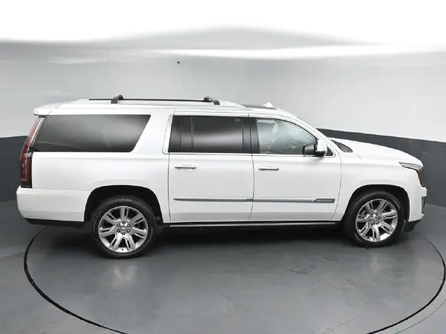 2018 Cadillac Escalade - $25,750