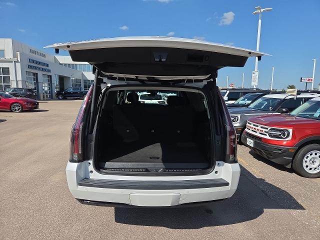 2020 Cadillac Escalade - $35,981