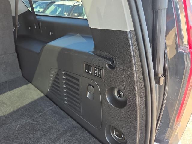 2020 Cadillac Escalade - $35,981