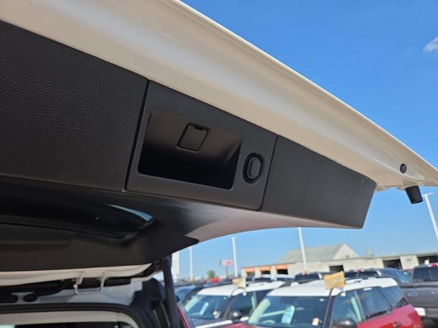 2020 Cadillac Escalade - $35,981