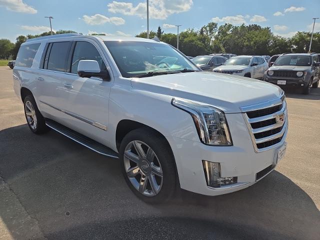 2020 Cadillac Escalade - $35,981