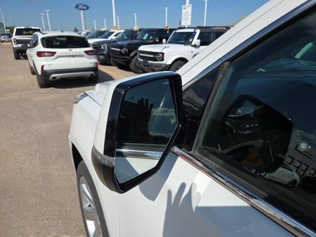 2020 Cadillac Escalade - $35,981