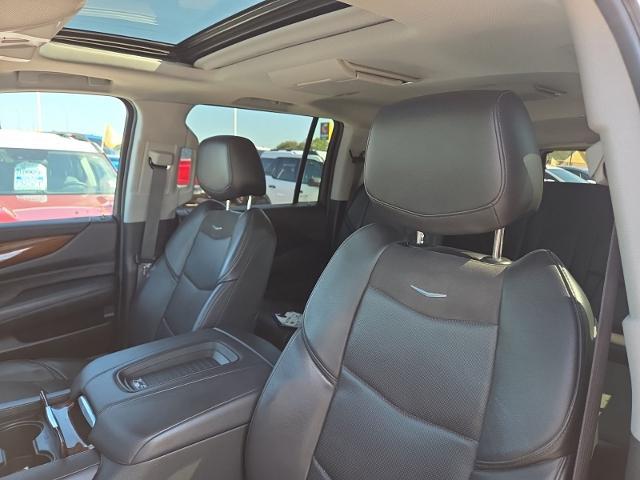 2020 Cadillac Escalade - $35,981