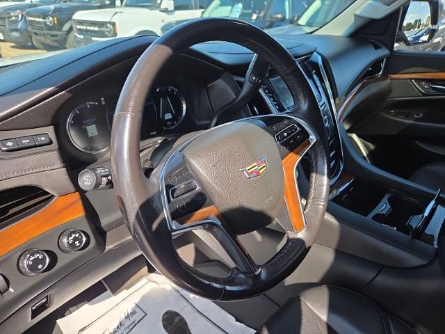 2020 Cadillac Escalade - $35,981