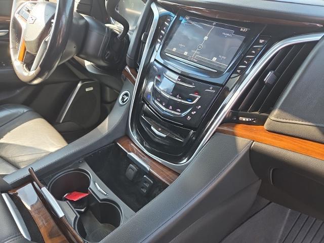 2020 Cadillac Escalade - $35,981