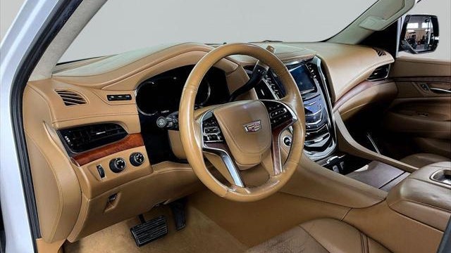 2016 Cadillac Escalade ESV Platinum