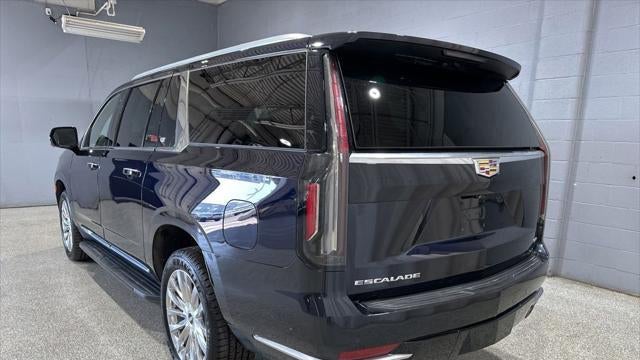 2023 Cadillac Escalade ESV Premium Luxury