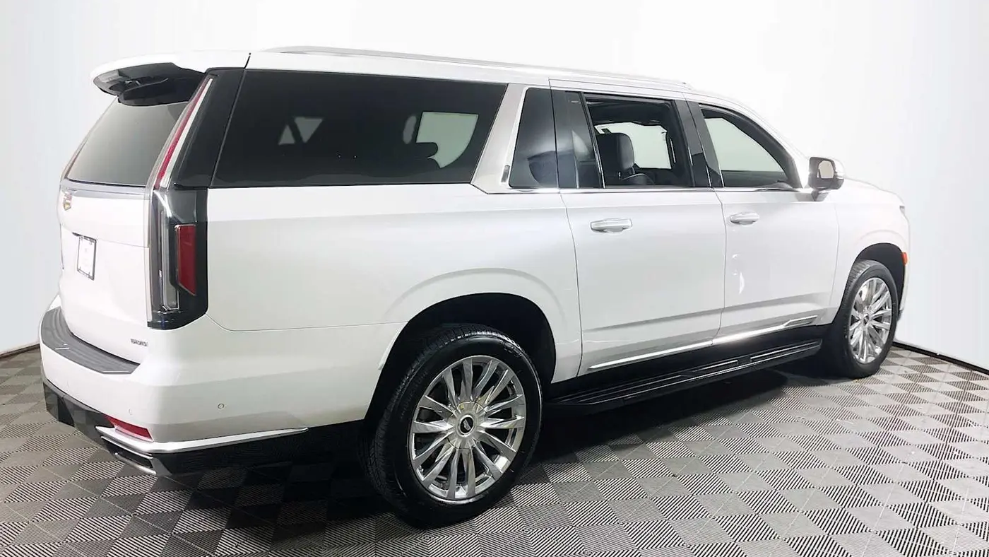 2024 Cadillac Escalade ESV Premium Luxury