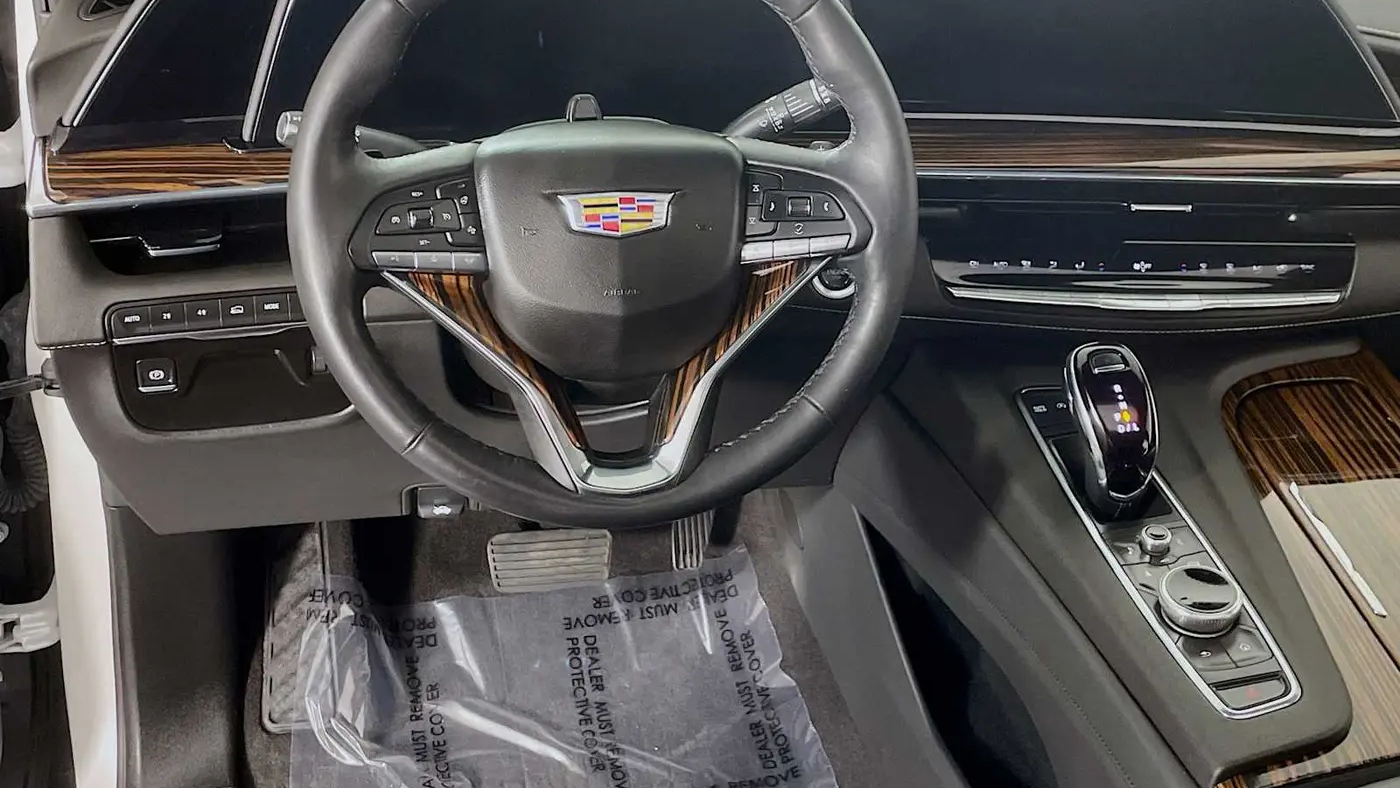 2024 Cadillac Escalade ESV Premium Luxury