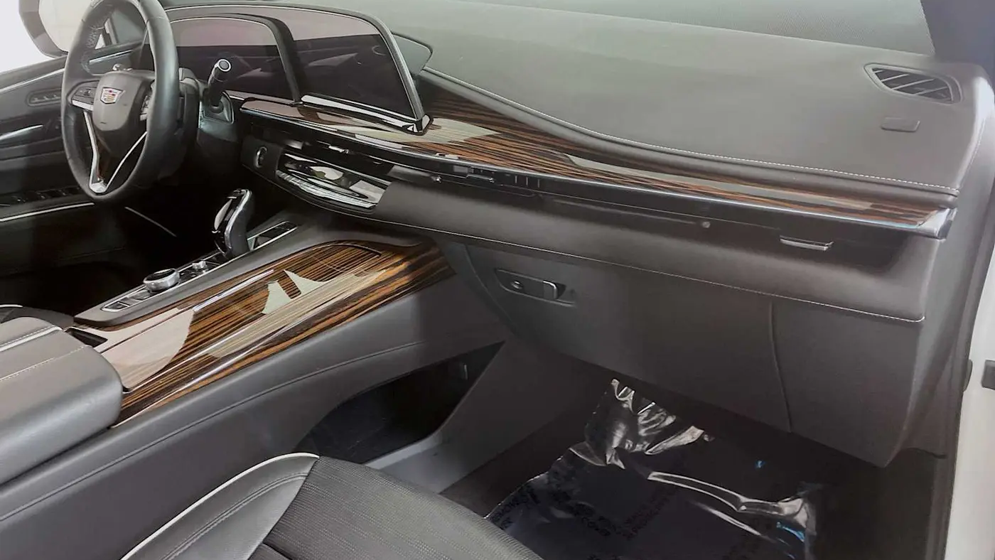 2024 Cadillac Escalade ESV Premium Luxury